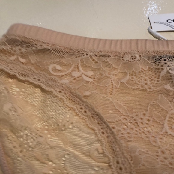 Cosabella lace bikini panty. - Picture 2 of 3